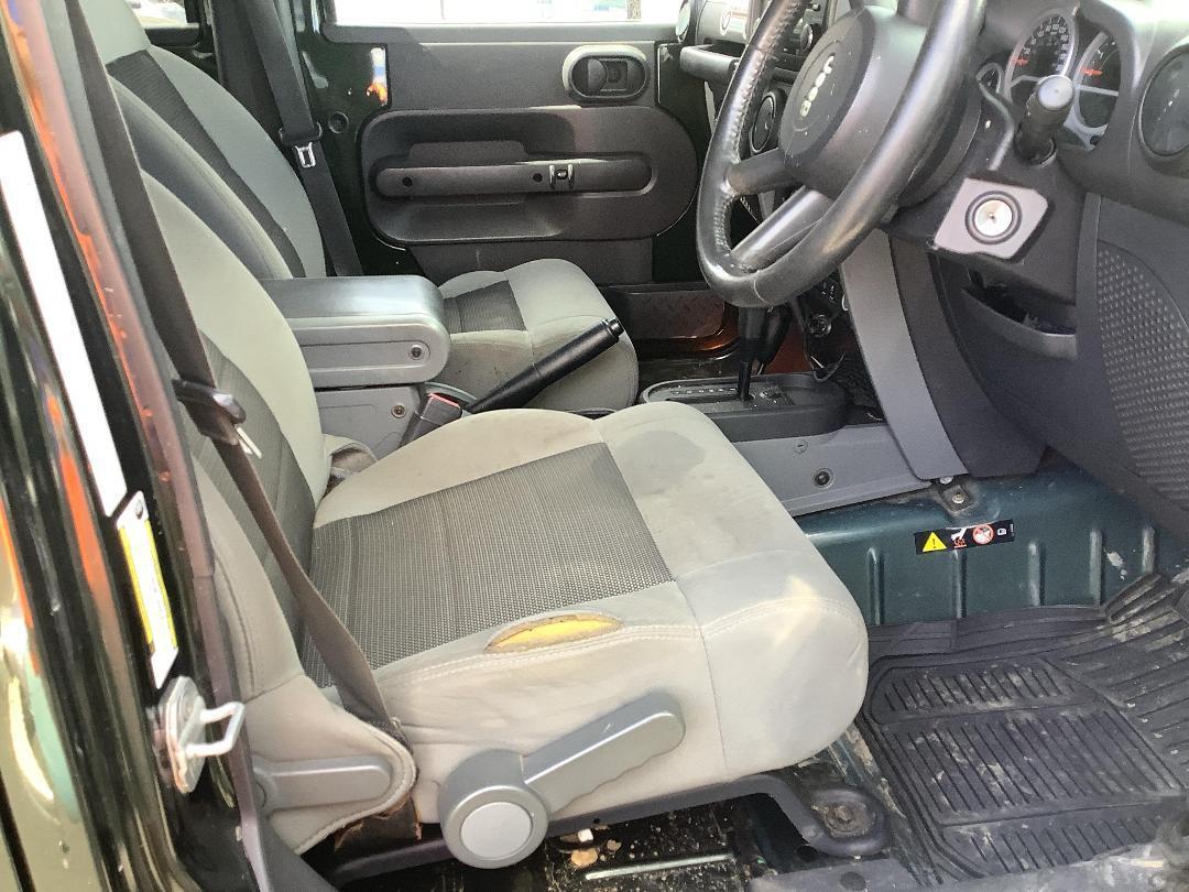 Photo '15' of Jeep Wrangler Rubicon V6