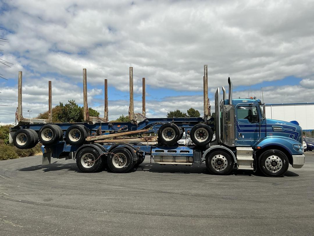 Photo '3' of Kenworth T408 Logger