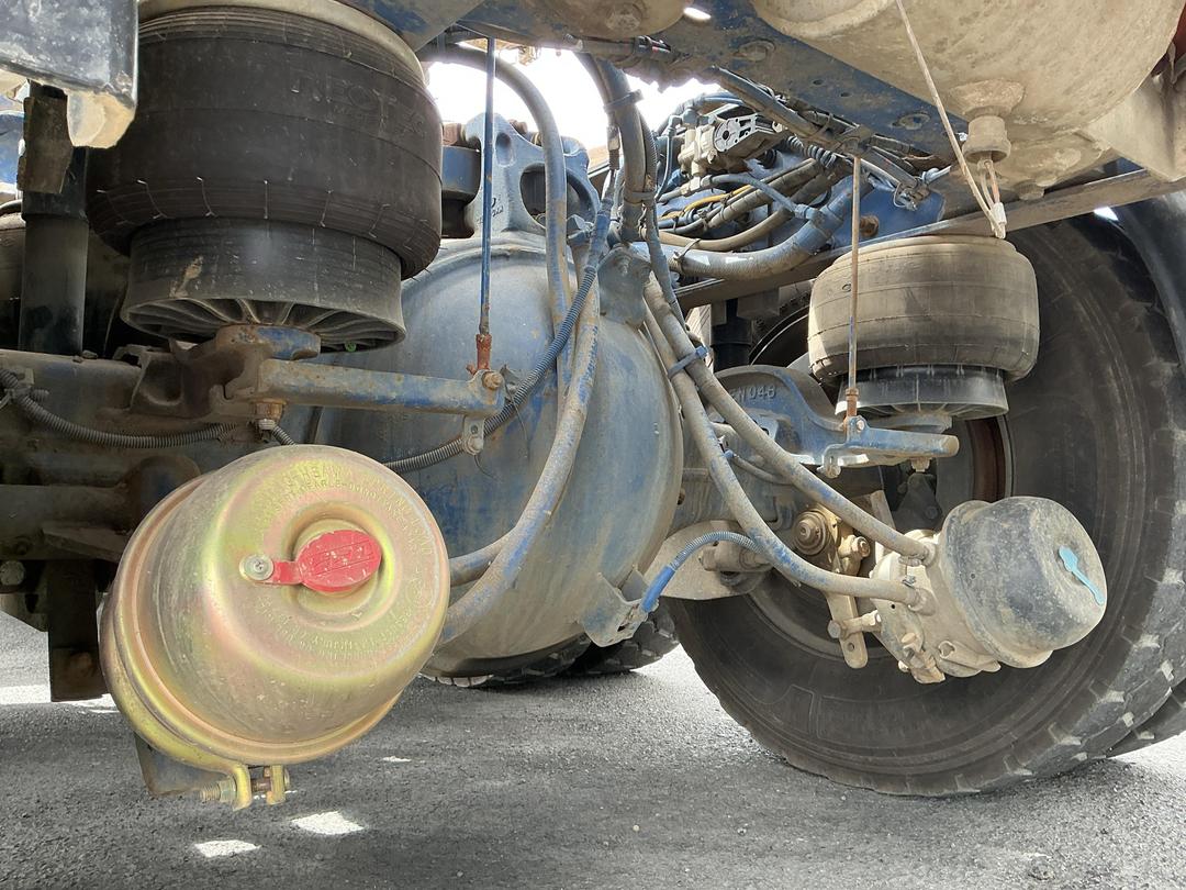 Photo '34' of Kenworth T408 Logger