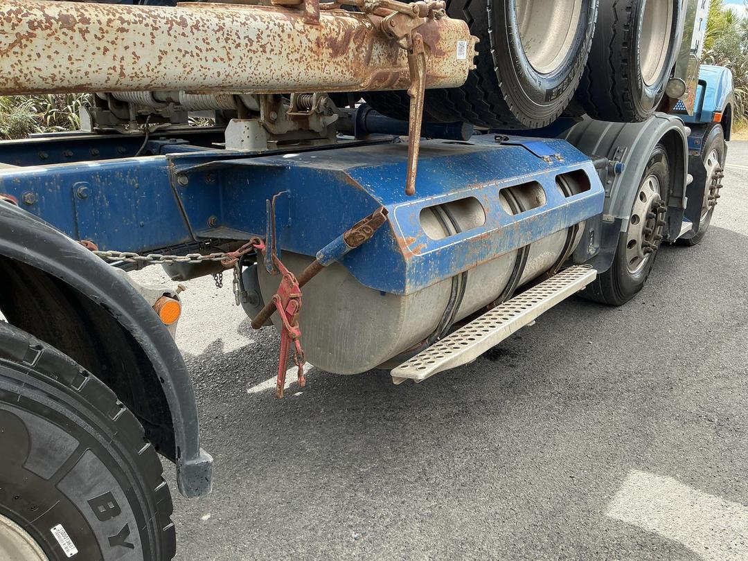 Photo '30' of Kenworth T408 Logger