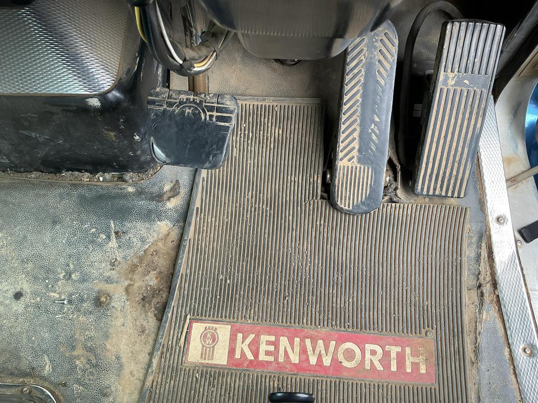 Photo '19' of Kenworth T408 Logger