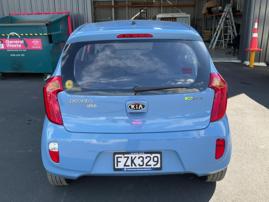 Photo '7' of KIA Picanto LX