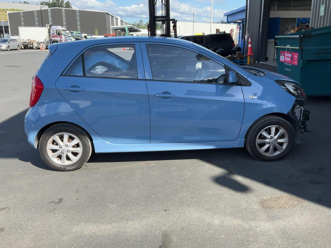 Photo '9' of KIA Picanto LX