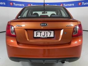 Photo '6' of KIA RIO