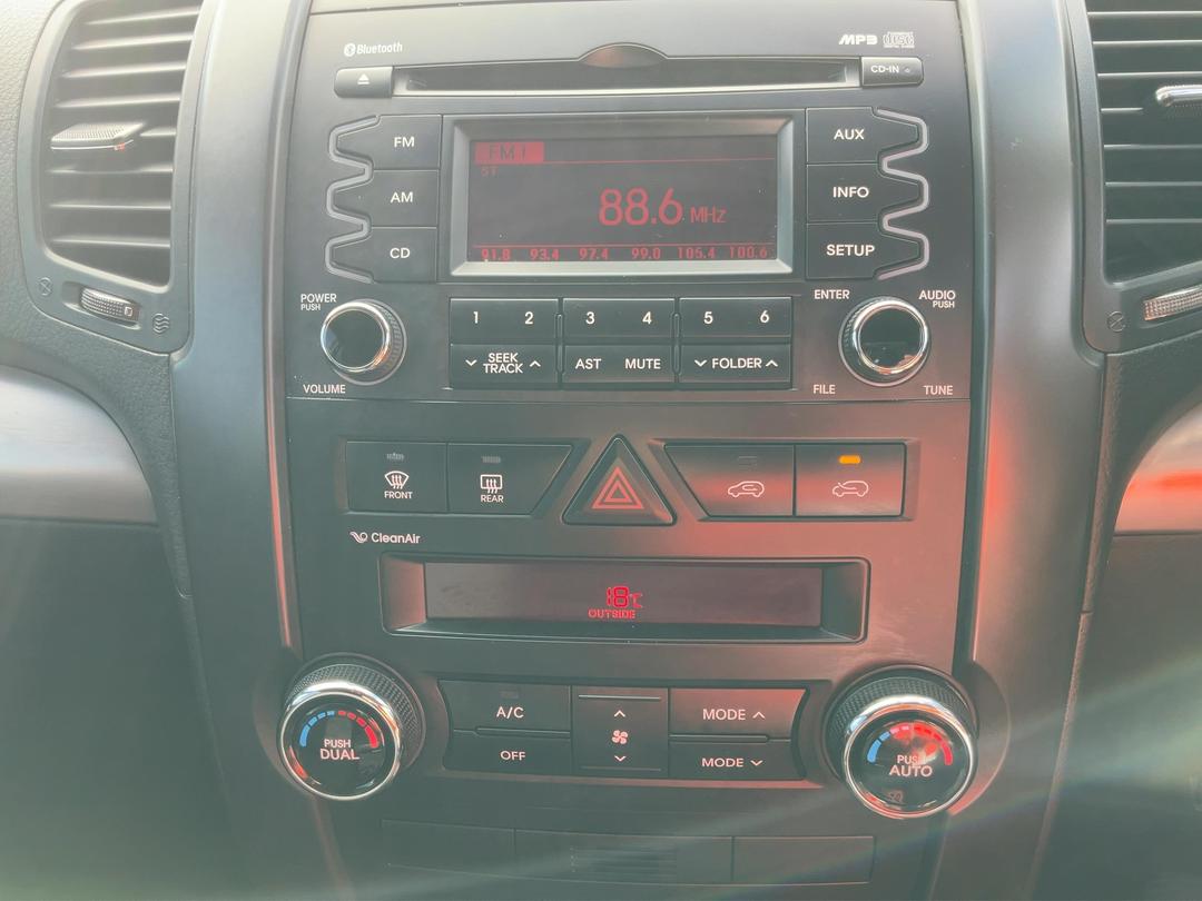 Photo '29' of KIA Sorento R