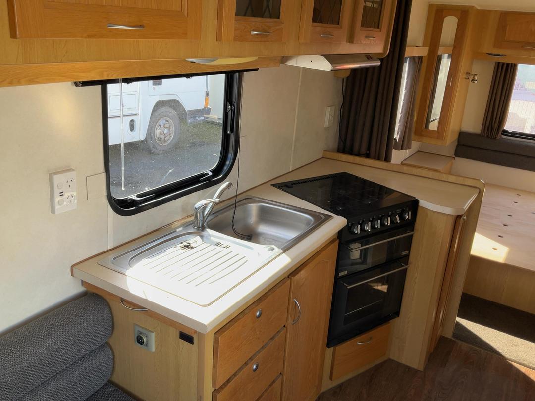 Photo '15' of LEISURELINE ELITE 6.5 Caravan - Tandem Photo '15' of LEISURELINE ELITE 6.5 Caravan - Tandem