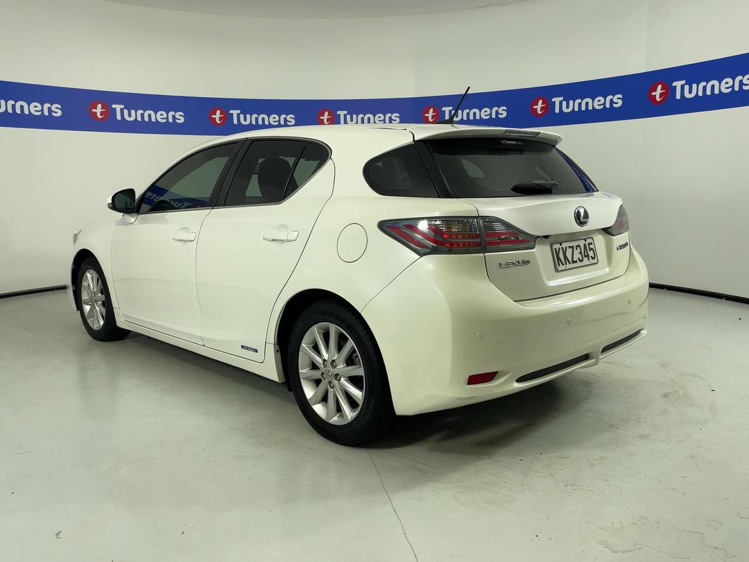 Photo '5' of Lexus CT200H