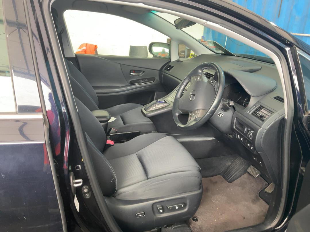 Photo '11' of Lexus HS250H