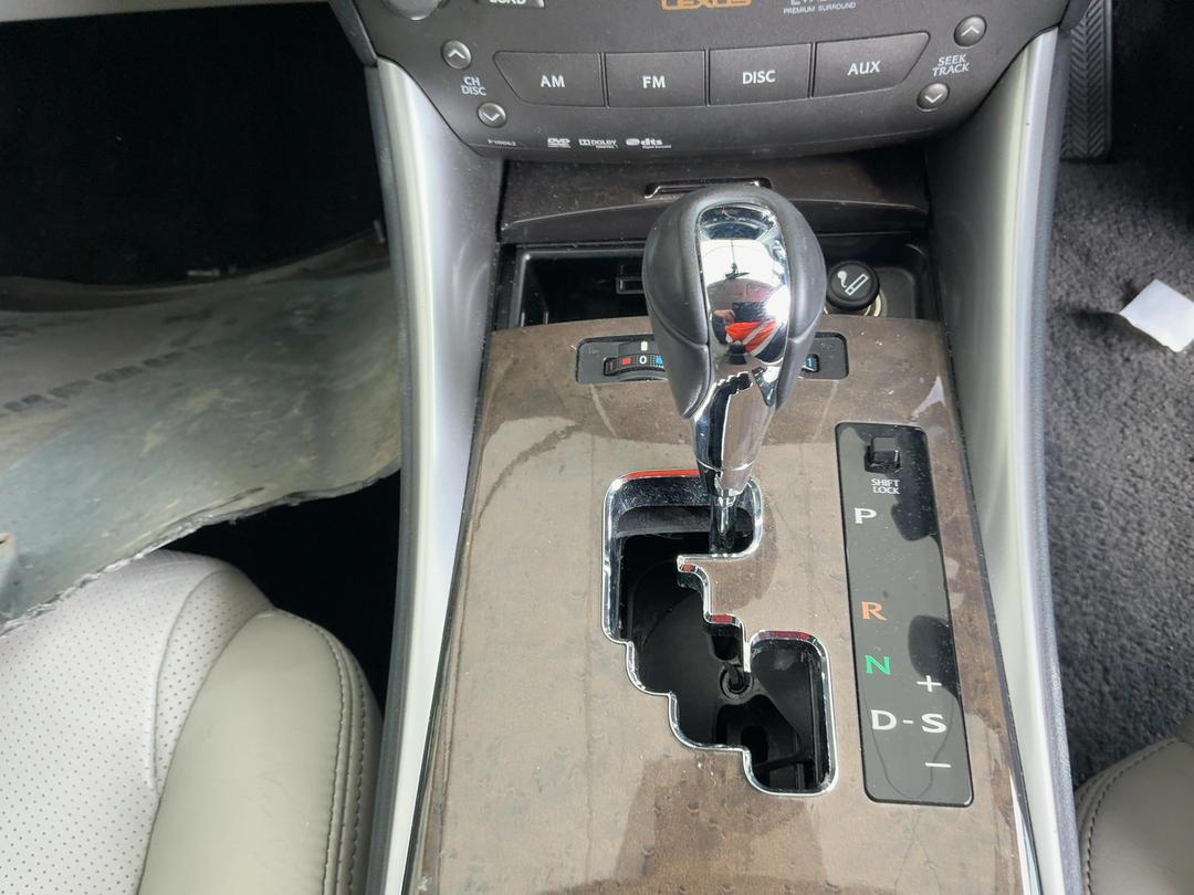 Photo '12' of Lexus IS250