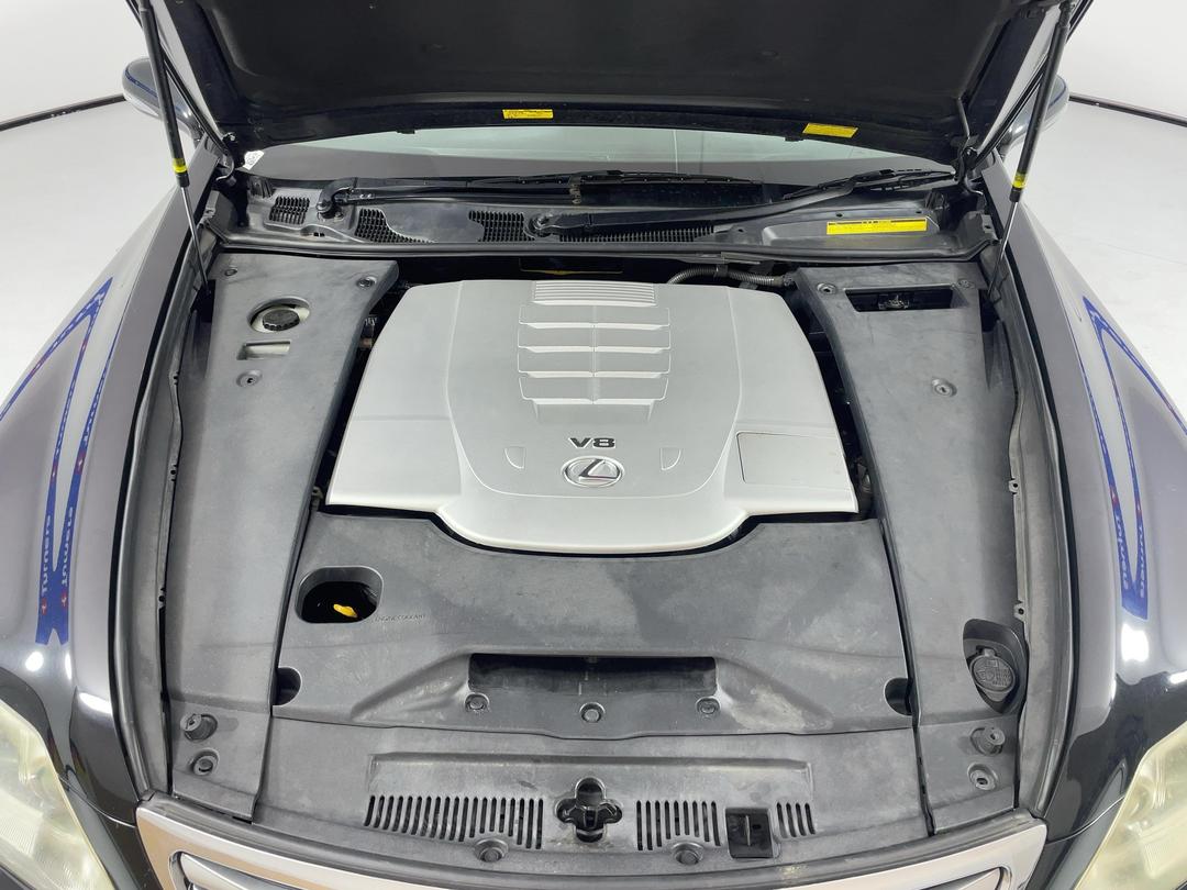 Photo '11' of Lexus LS460