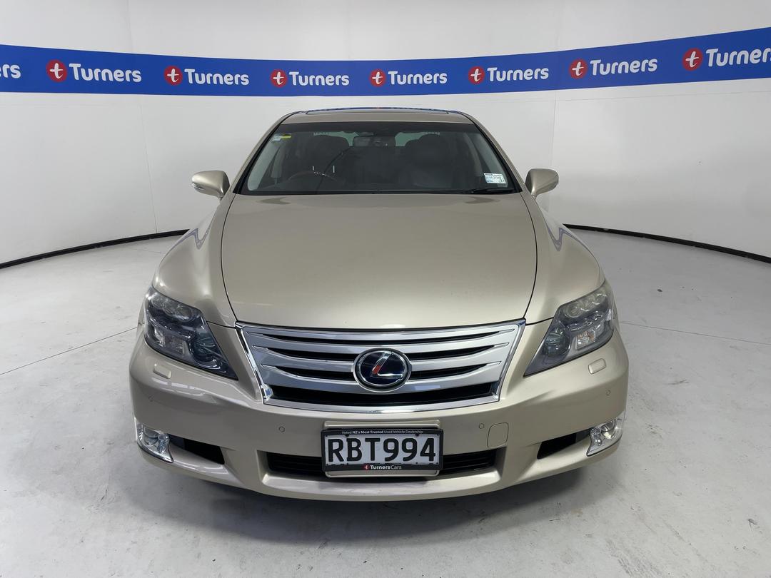 Photo '2' of Lexus LS600H