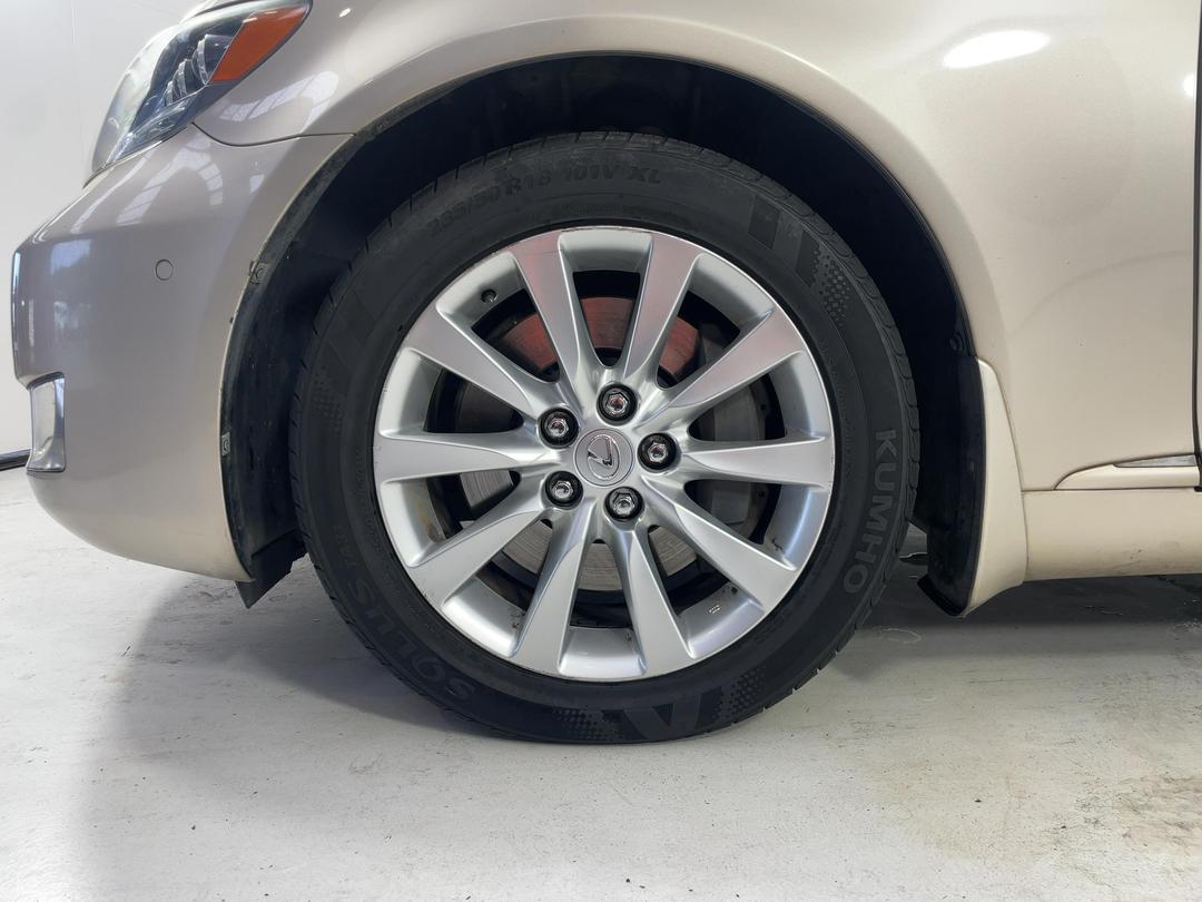 Photo '10' of Lexus LS600H