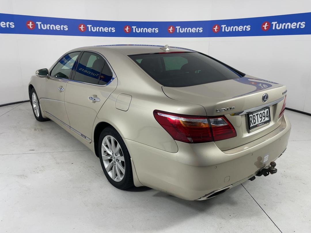 Photo '5' of Lexus LS600H