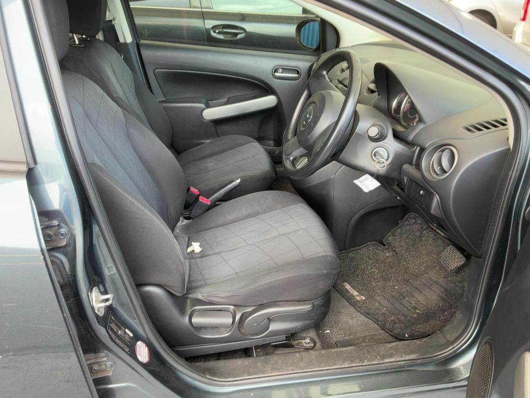 Photo '21' of Mazda 2 Photo '21' of Mazda 2