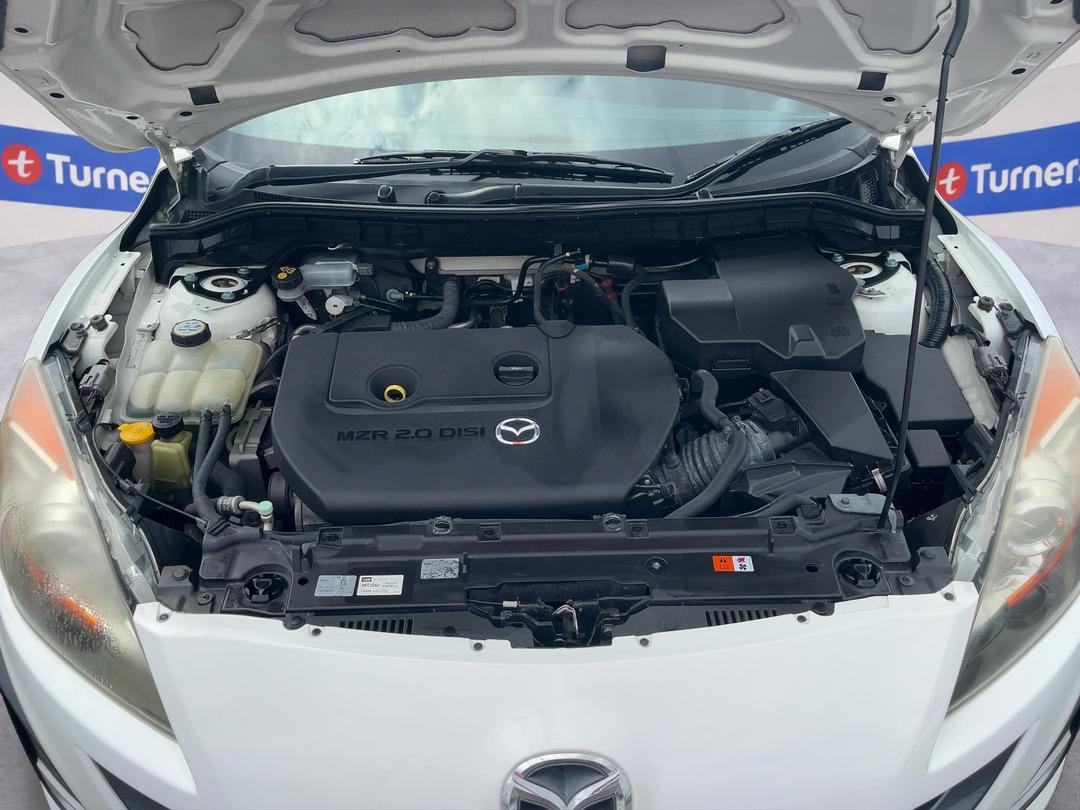 Photo '13' of Mazda Axela