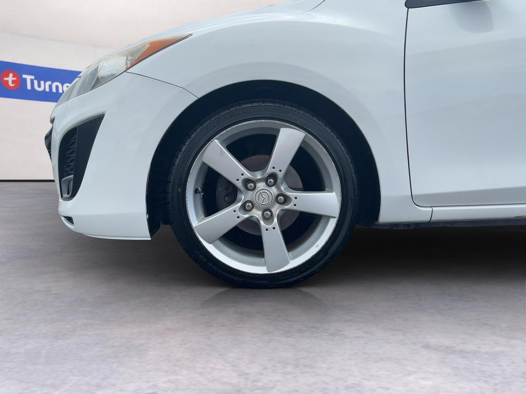 Photo '10' of Mazda Axela