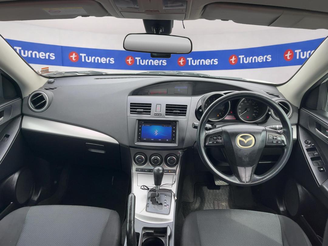 Photo '17' of Mazda Axela
