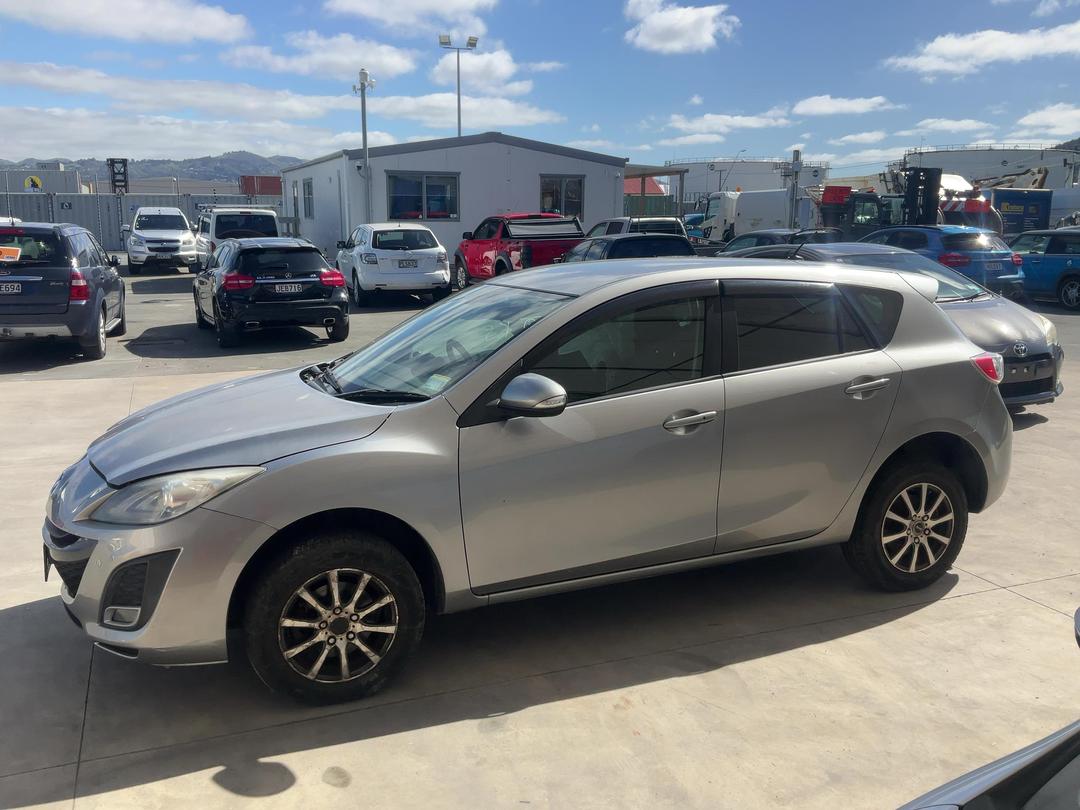 Photo '5' of Mazda Axela Sport Photo '5' of Mazda Axela Sport