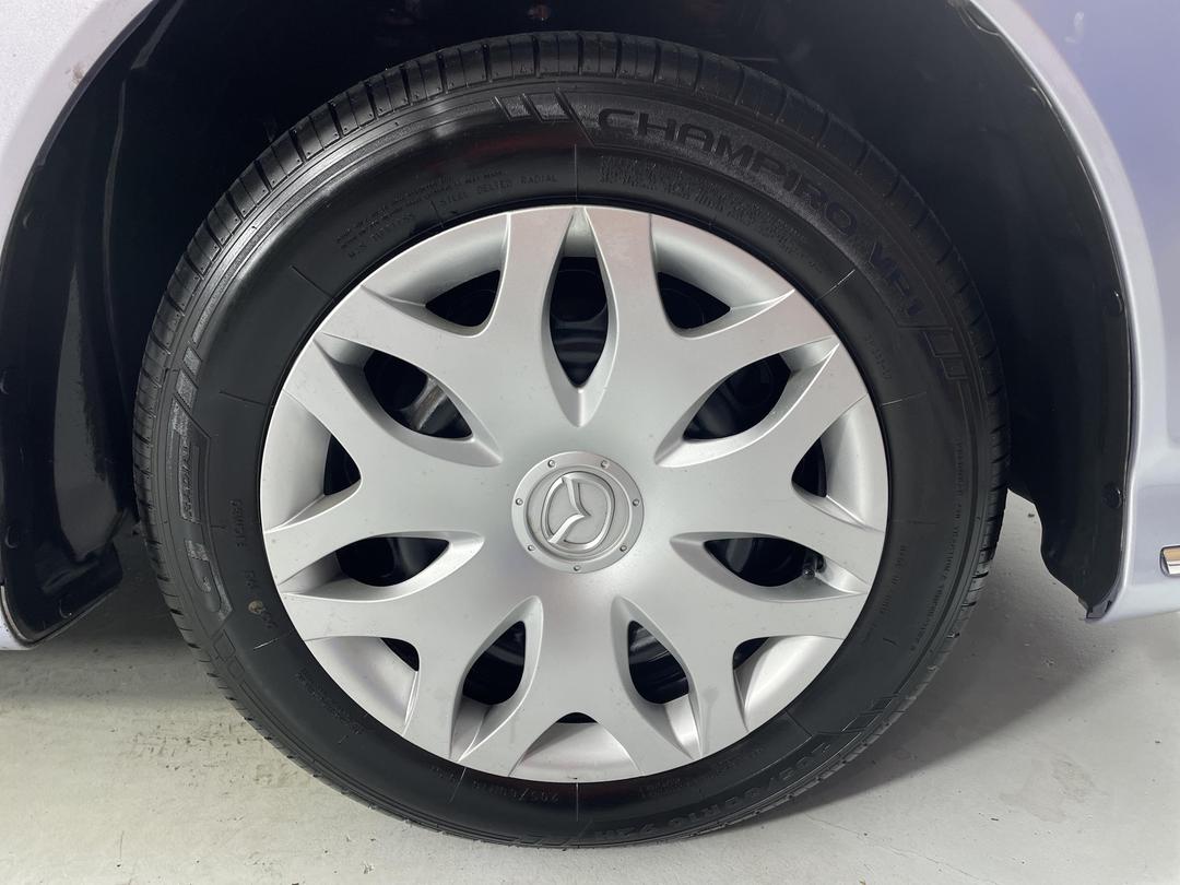 Photo '9' of Mazda Biante