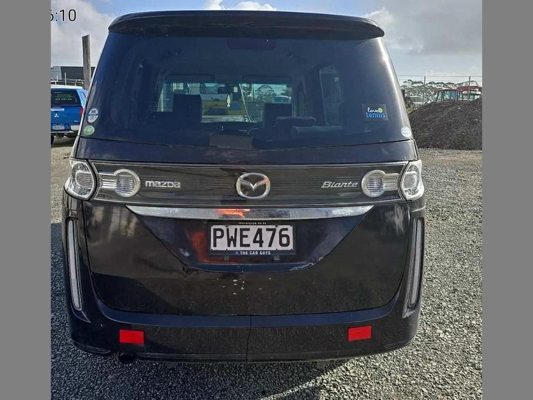 Photo '5' of Mazda Biante