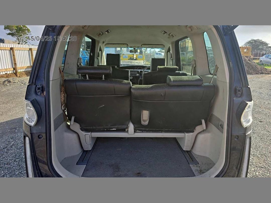 Photo '10' of Mazda Biante