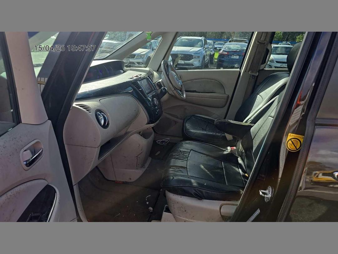 Photo '12' of Mazda Biante