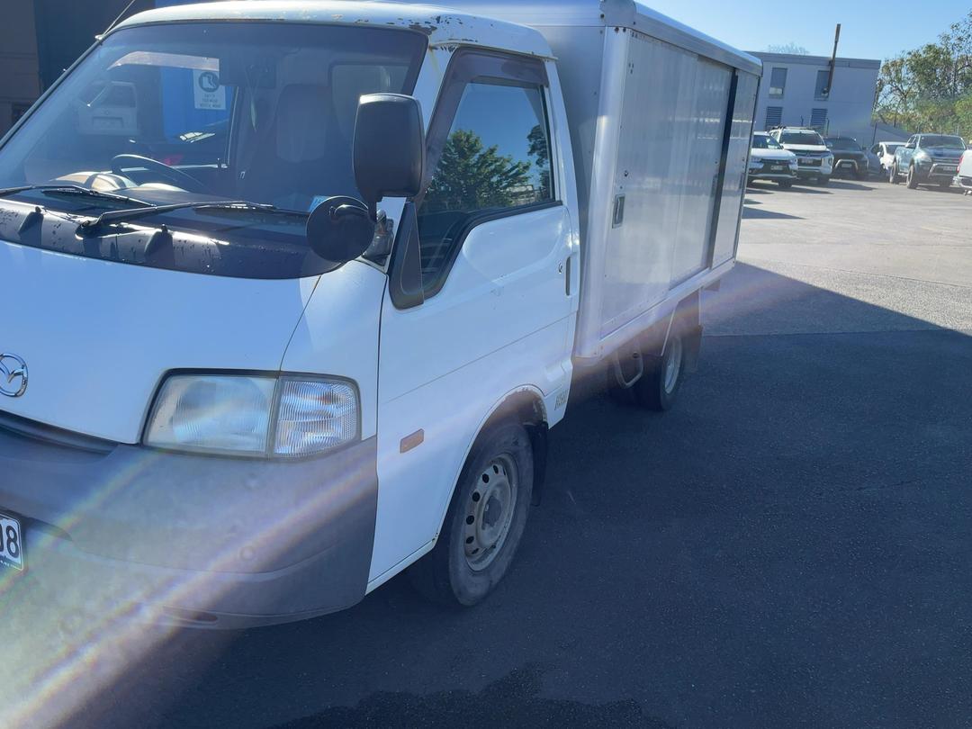Photo '3' of Mazda Bongo