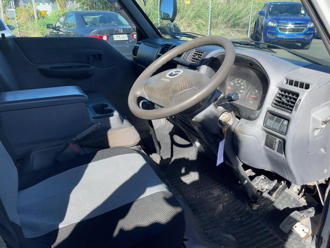Photo '14' of Mazda Bongo