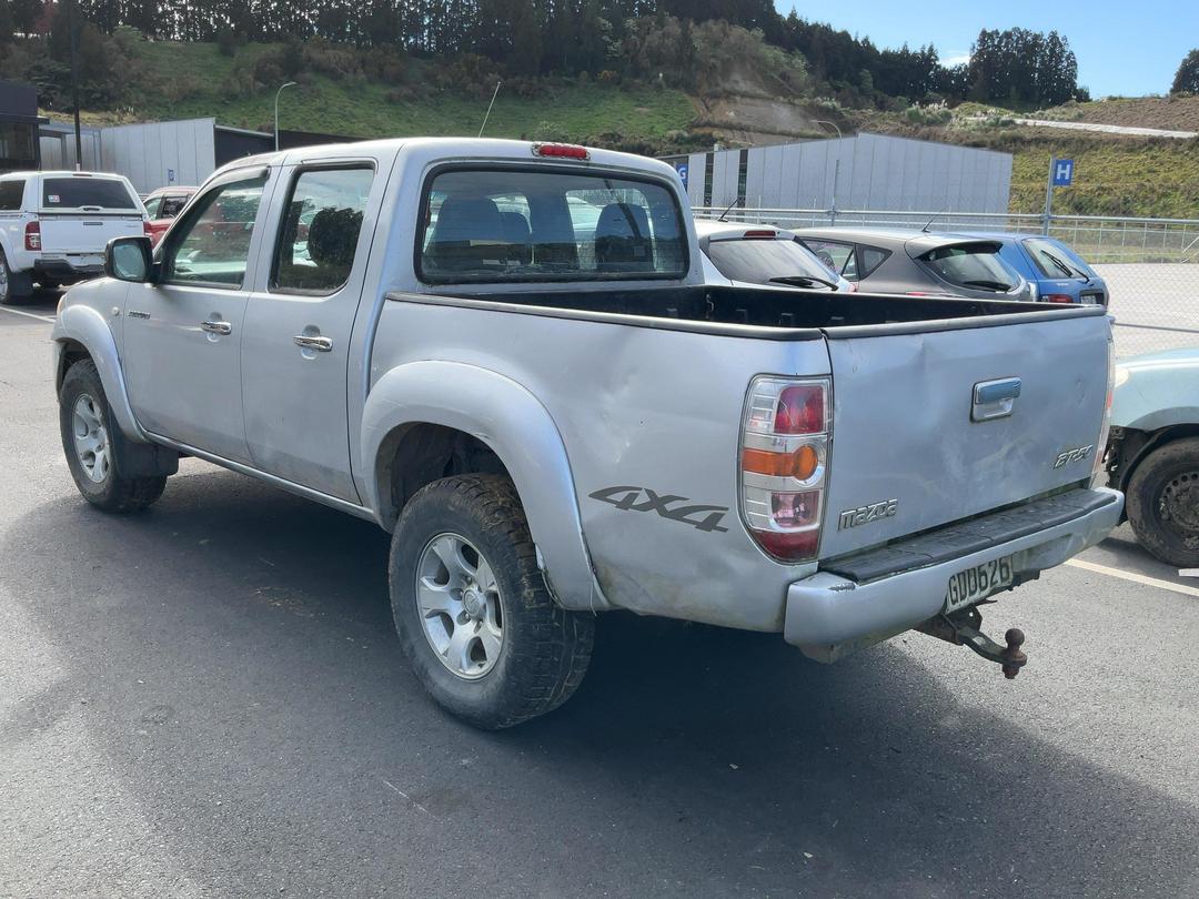 Photo '6' of Mazda Bt-50 D/CAB W/S SDX Photo '6' of Mazda Bt-50 D/CAB W/S SDX