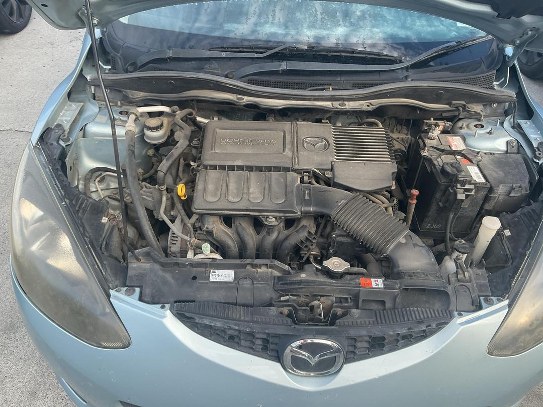Photo '15' of Mazda Demio