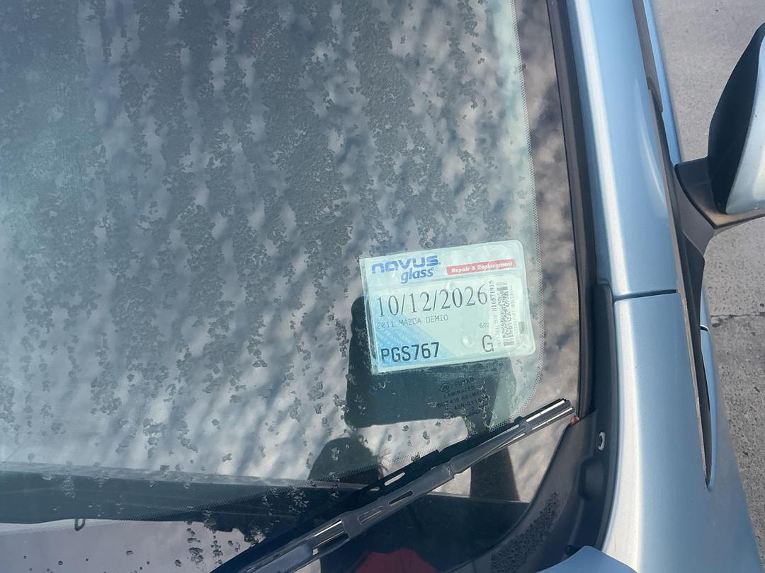 Photo '24' of Mazda Demio