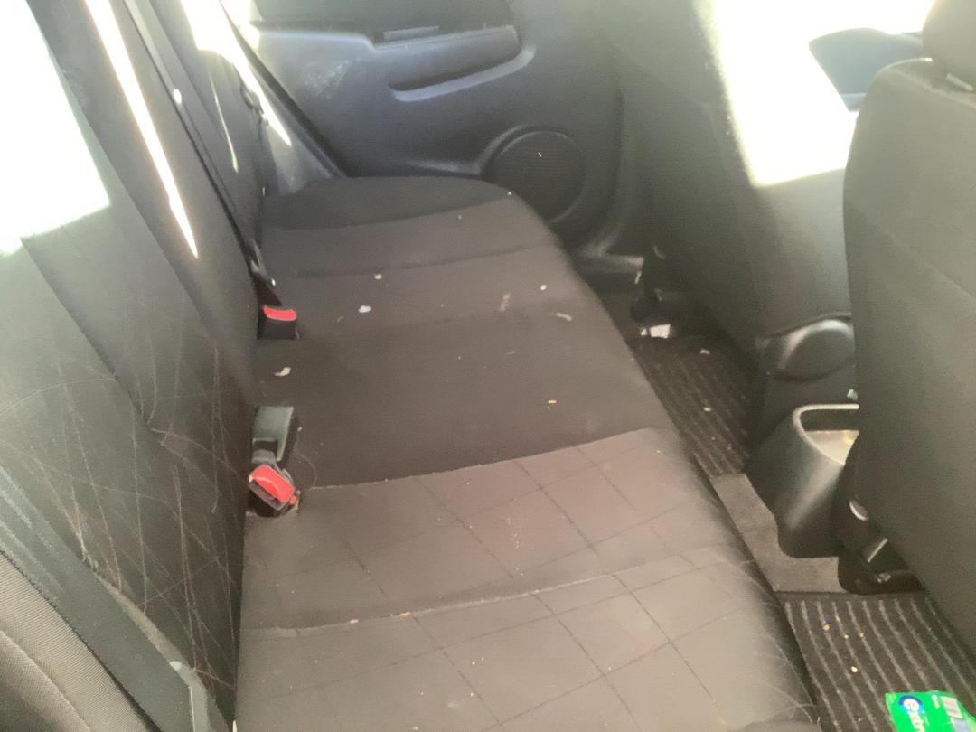 Photo '12' of Mazda Demio