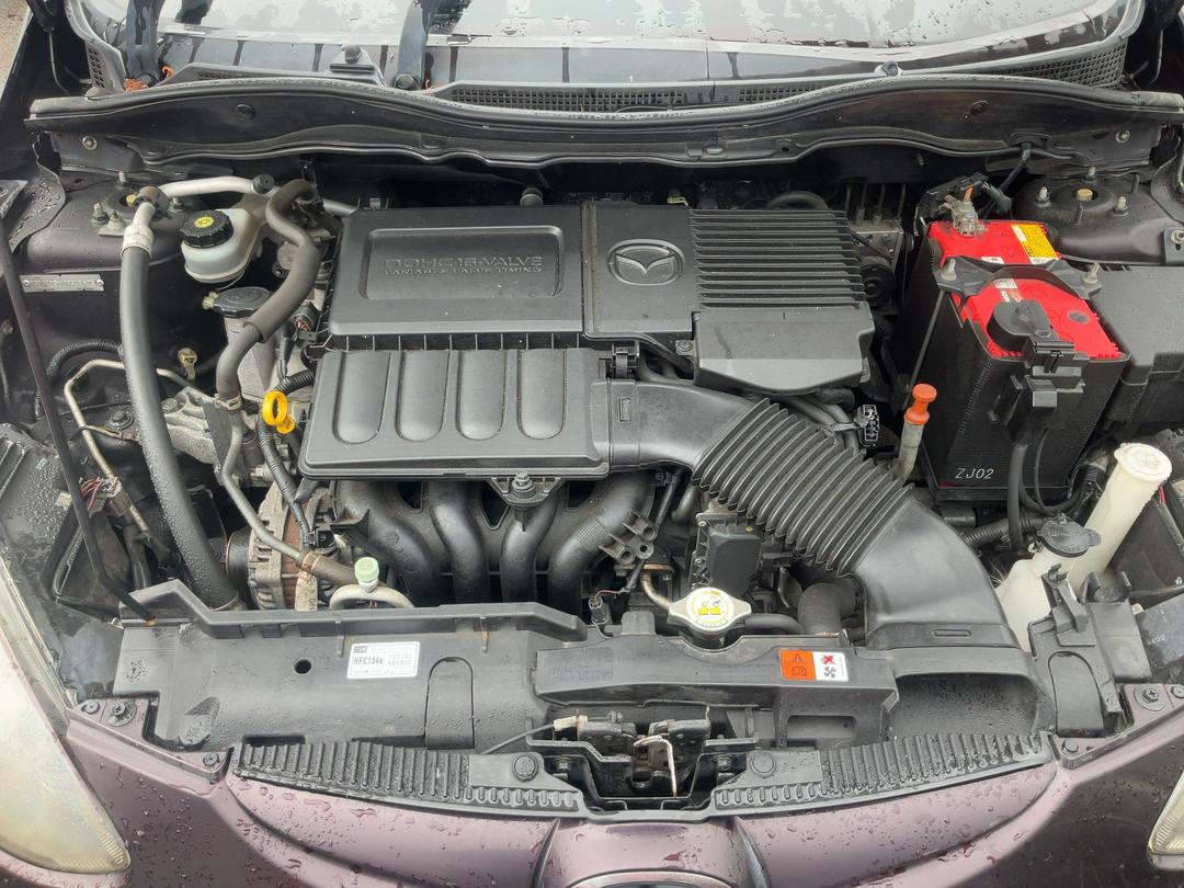 Photo '7' of Mazda Demio