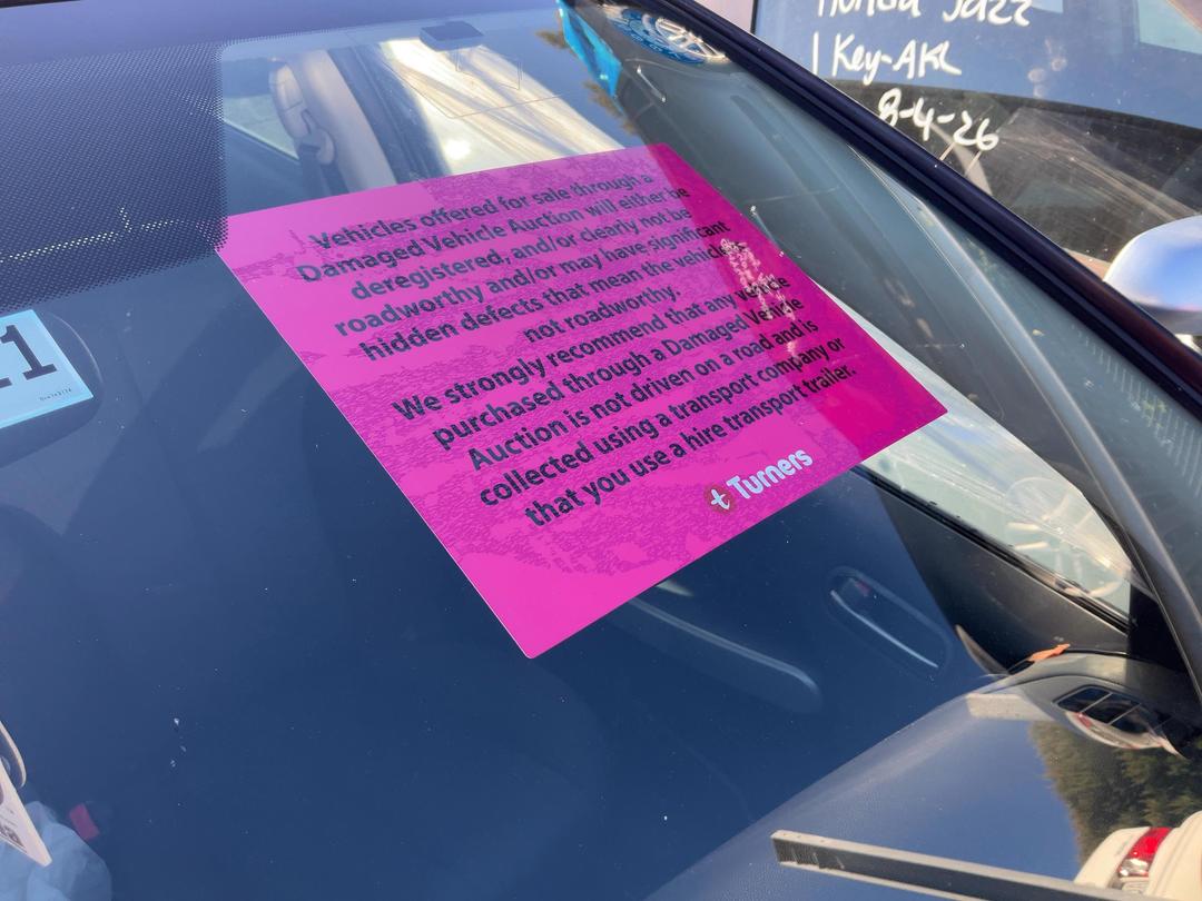 Photo '15' of Mazda Demio