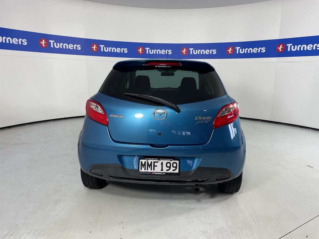 Photo '6' of Mazda Demio