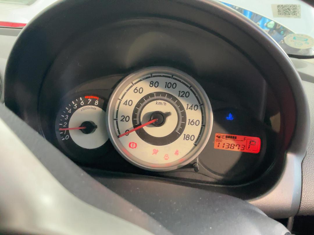 Photo '15' of Mazda Demio