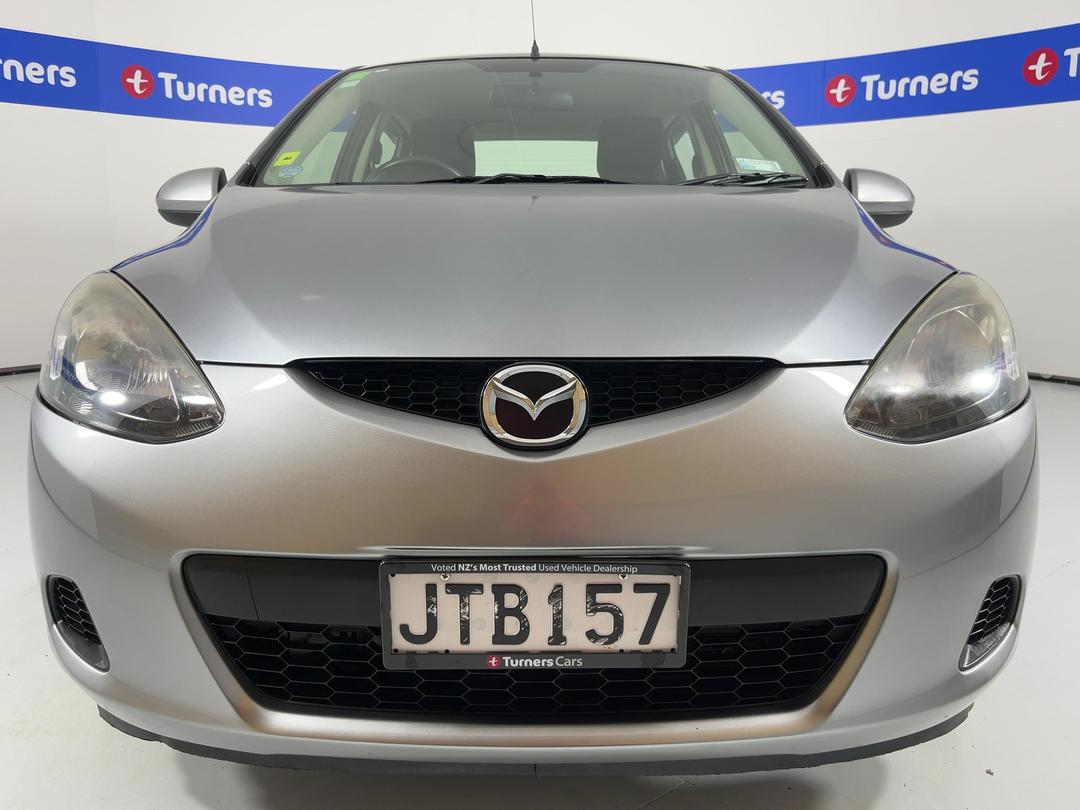 Photo '2' of Mazda Demio