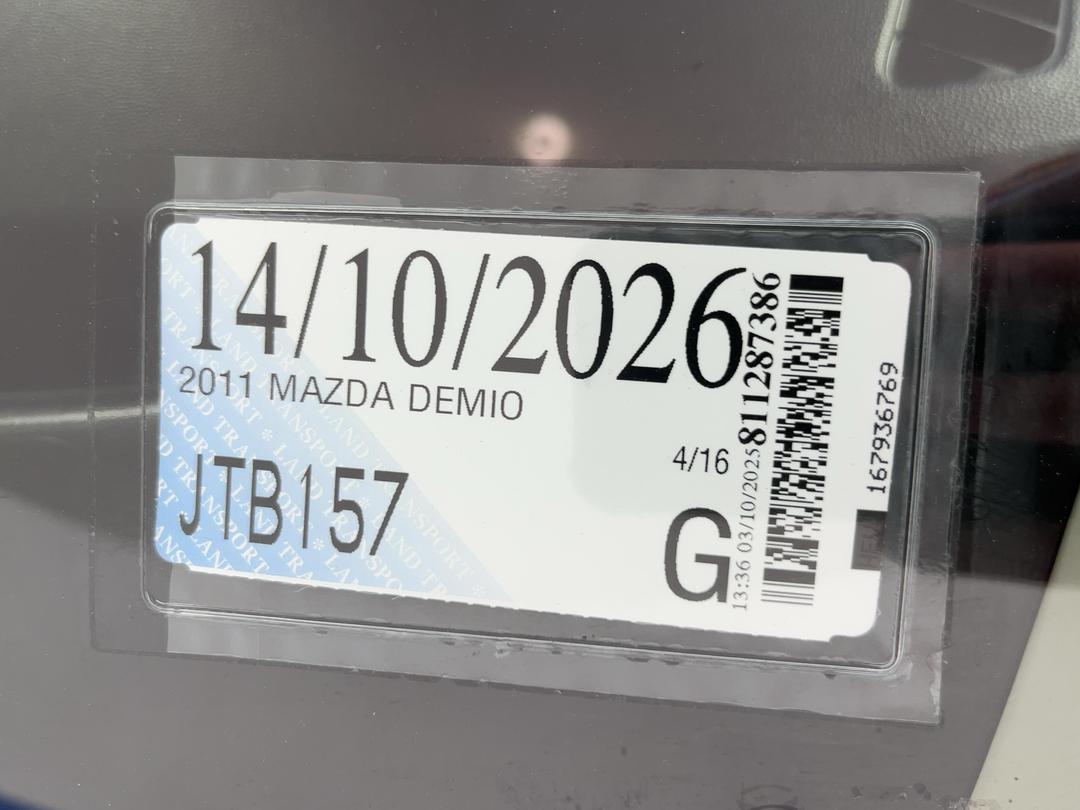 Photo '26' of Mazda Demio