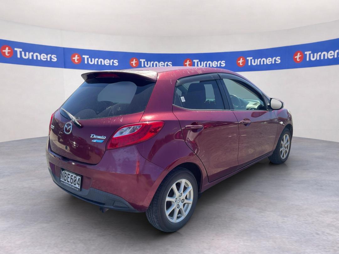 Photo '6' of Mazda Demio Photo '6' of Mazda Demio