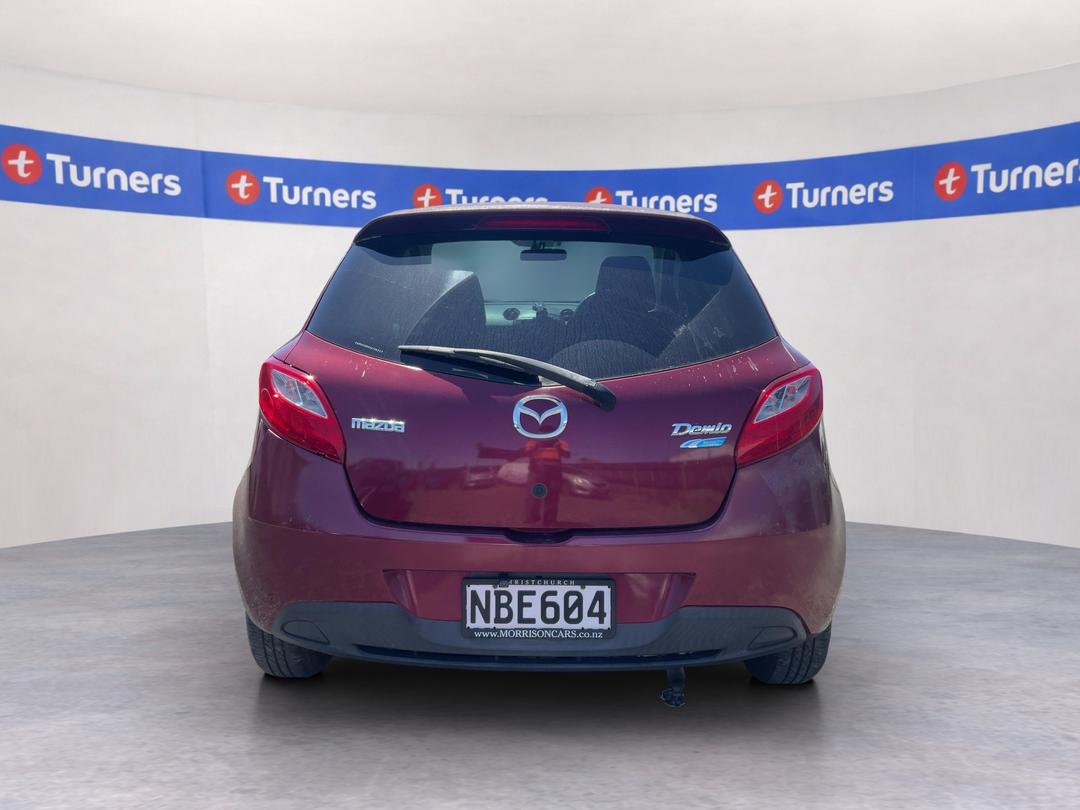 Photo '5' of Mazda Demio Photo '5' of Mazda Demio