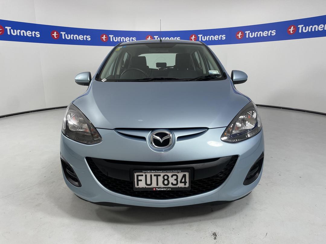 Photo '2' of Mazda Mazda2
