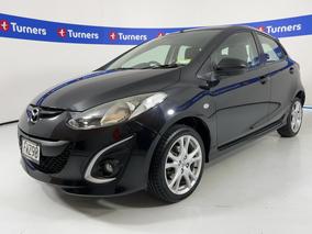 Photo '4' of Mazda Mazda2