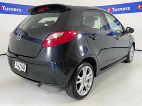 Photo '7' of Mazda Mazda2