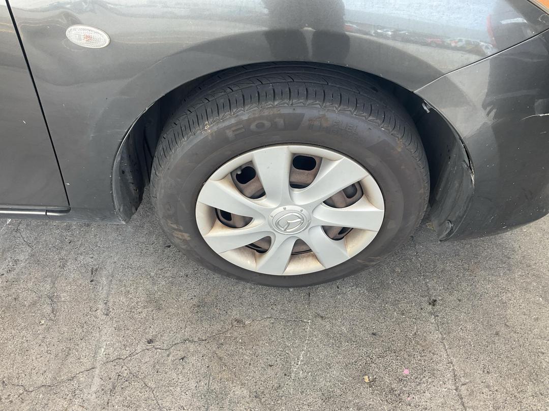 Photo '2' of Mazda Mazda3 GLX