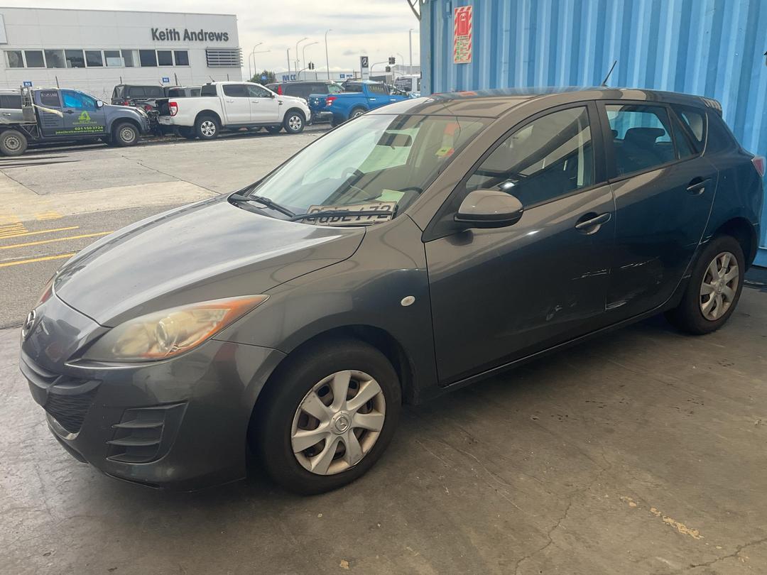 Photo '8' of Mazda Mazda3 GLX