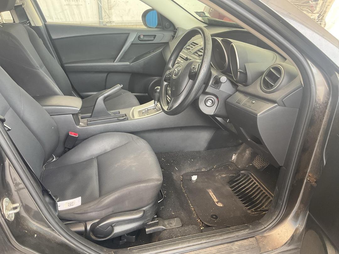 Photo '22' of Mazda Mazda3 GLX