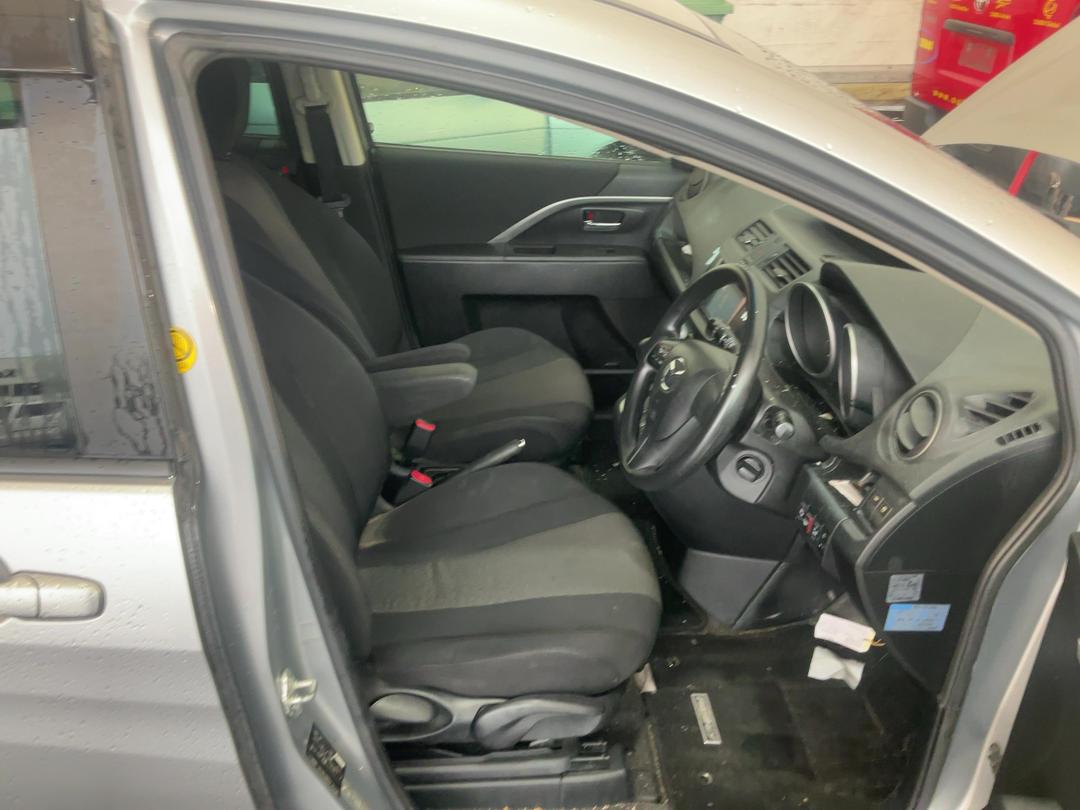 Photo '14' of Mazda Premacy