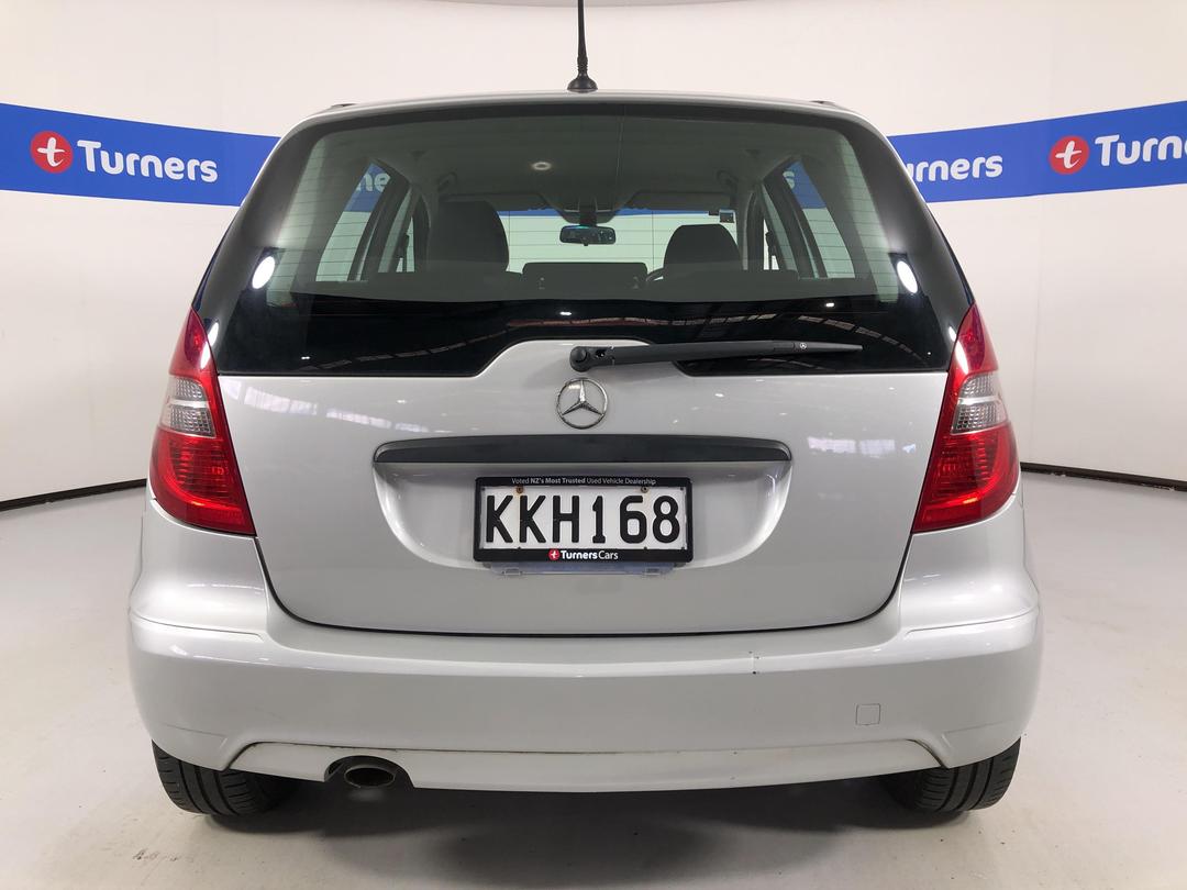 Photo '6' of Mercedes-Benz A180