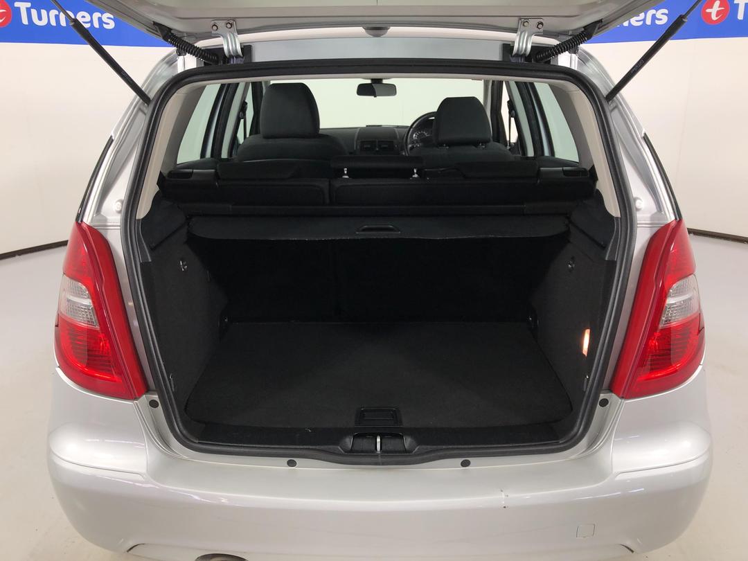 Photo '14' of Mercedes-Benz A180