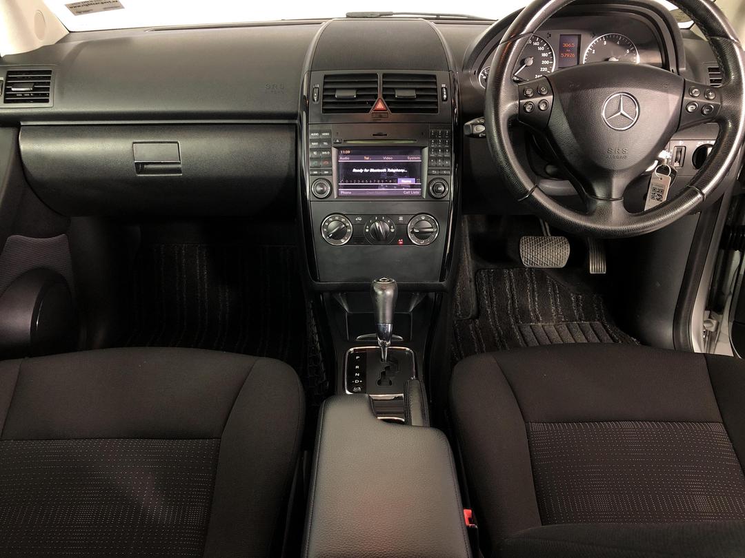 Photo '17' of Mercedes-Benz A180